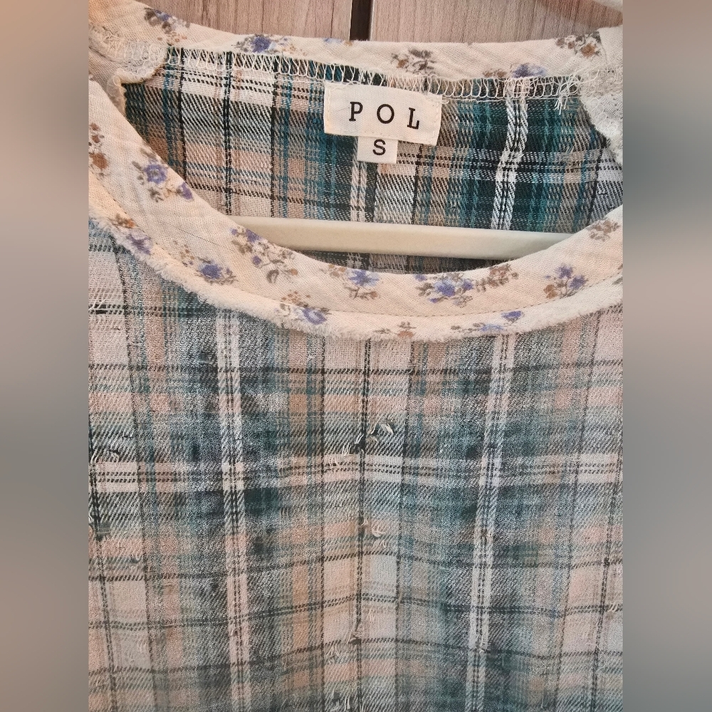 POL Green Plaid Flannel Mixed Media Patchwork Balloon Sleeve Baby Doll Top - Picture 8 of 15